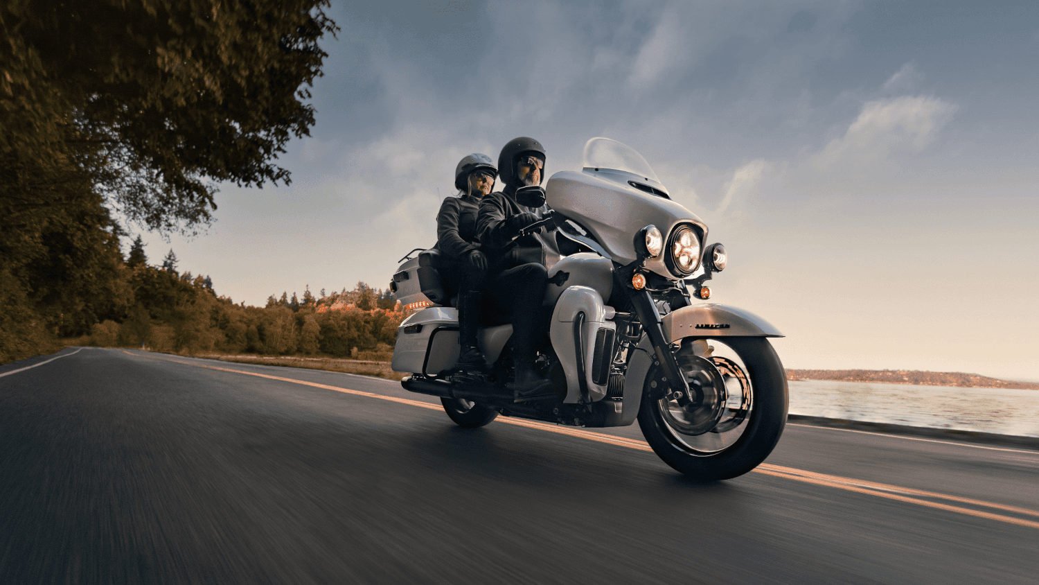 2025 Harley-Davidson Ultra Limited on the open road