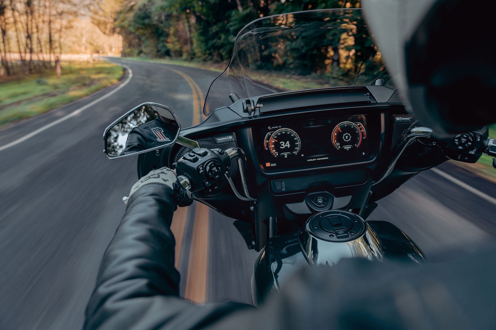 Newly designed cockpit of the 2024 Harley-Davidson Street Glide